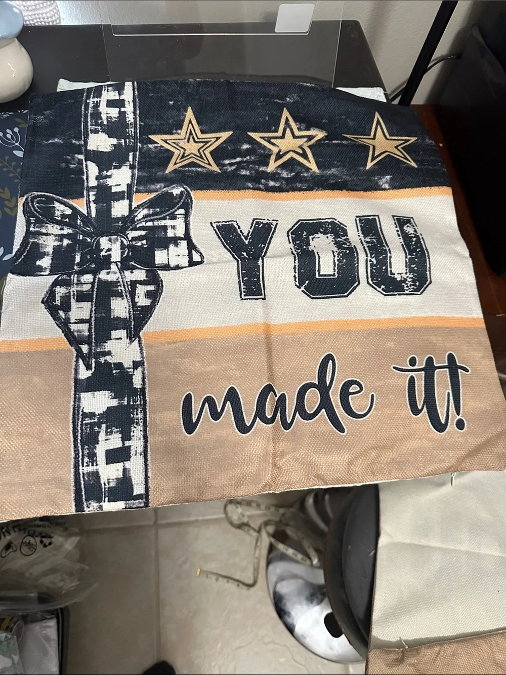 Set of 2 Decorative 'You Made It!' throw Pillow Covers in Black and Tan NWT